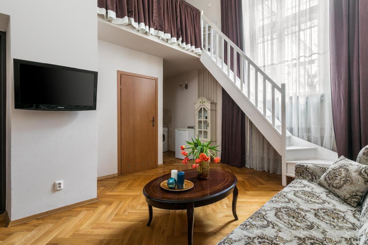 The Spiski Palace Apartments Krakow Exterior photo