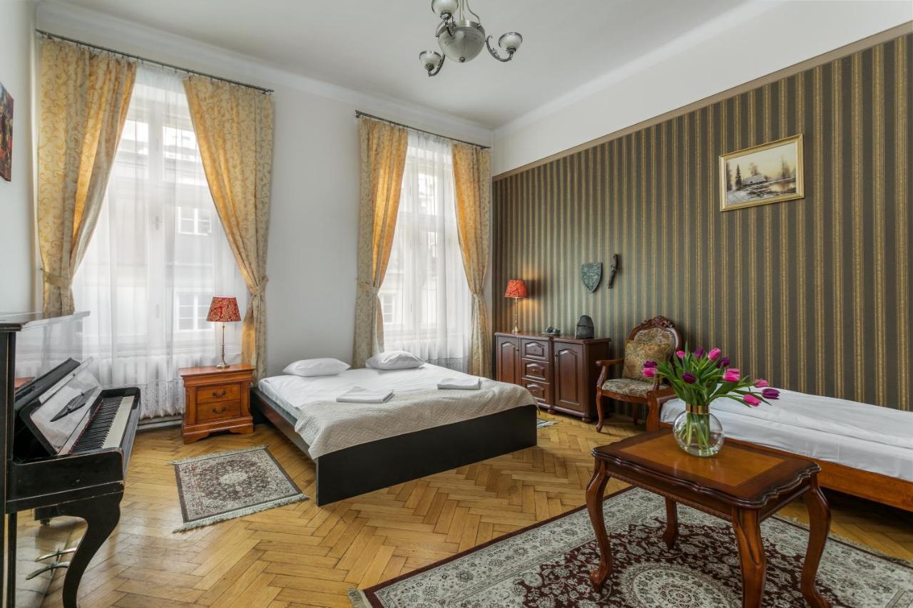 The Spiski Palace Apartments Krakow Exterior photo
