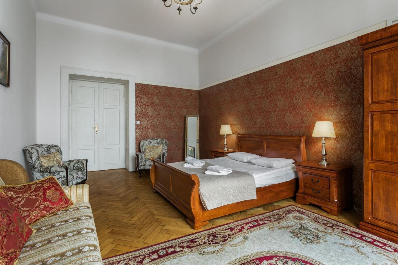 The Spiski Palace Apartments Krakow Exterior photo