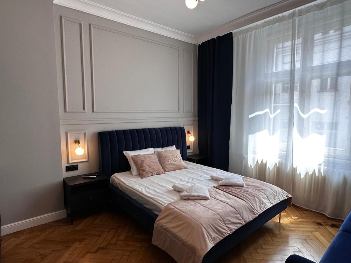 The Spiski Palace Apartments Krakow Exterior photo